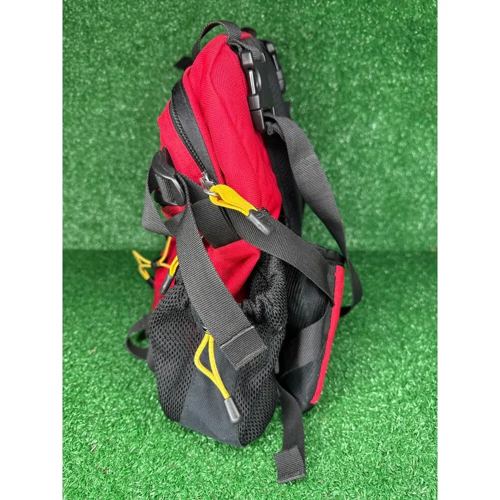 Mountainsmith Day Lumbar Pack With YKK Black and Red Adjustable Straps